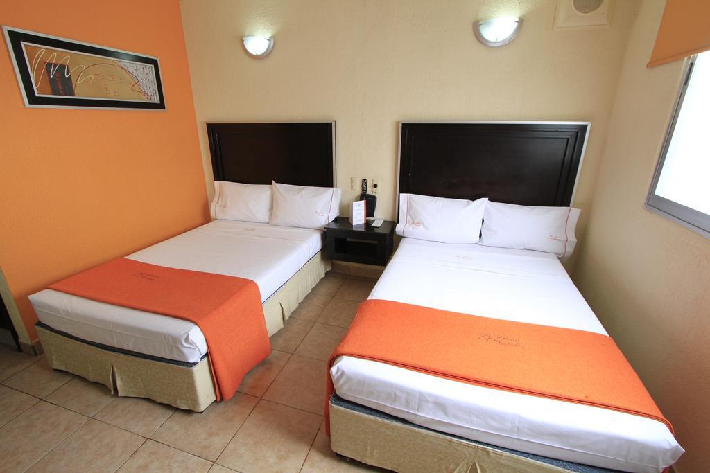 Hotel Estadio Guadalajara Zimmer foto