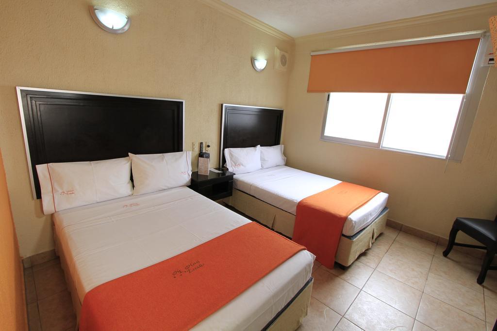 Hotel Estadio Guadalajara Zimmer foto