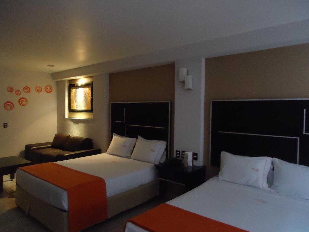 Hotel Estadio Guadalajara Zimmer foto